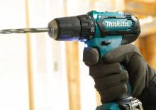 Trapani e avvitatori a batteria Makita DF333D