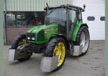 Trattori con trazione 2D John Deere 3100 Std