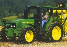 Trattori con trazione 2D John Deere 3110 Std