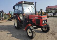 Trattori con trazione 2D Zetor 4320.1