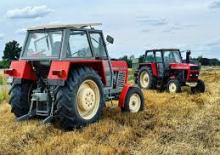 Trattori con trazione 2D Ursus 902