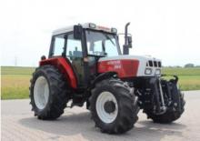 Trattori con trazione 2D Steyr 964 Basis
