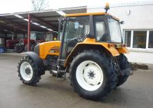 Trattori con trazione 2D Renault CERES 325