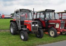 Trattori con trazione 2D Massey Ferguson MF 352 Turbo