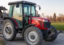 Trattori con trazione 2D Massey Ferguson MF 3635