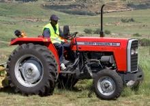 Trattori con trazione 2D Massey Ferguson MF 240 Xtra