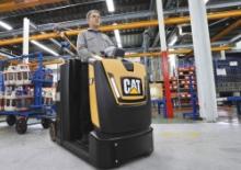 Trattori elettrici Caterpillar NTR30N