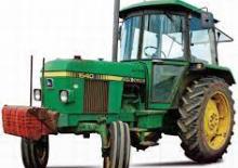 Trattori per uso municipale John Deere 1640