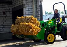 Veicoli comunali multiuso diesel John Deere 2027 R