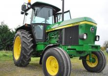Trattori per uso municipale John Deere 3050