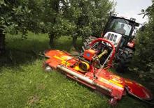 Trattori per uso municipale Steyr 4075 Kompakt Hilo Profi