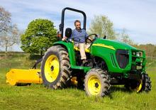 Trattori per uso municipale John Deere 4320