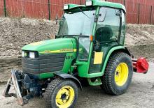 Trattori per uso municipale John Deere 4410