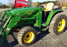 Trattori per uso municipale John Deere 4710