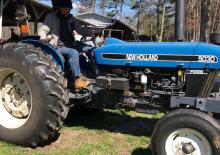 Trattori per uso municipale Ford-NH 5030