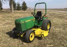 Trattori per uso municipale John Deere 955