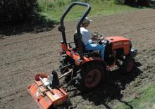 Trattori per uso municipale Kubota B 2230 HDB