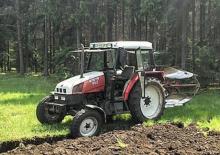Trattori per uso municipale Steyr KM 952 a
