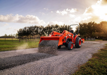Trattori per uso municipale Kubota L2502HST