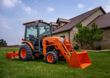 Trattori per uso municipale Kubota LX2620HSD