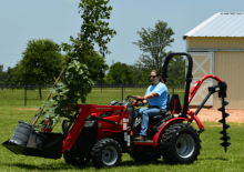 Trattori per uso municipale Mahindra Max 26XL