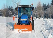 Trattori per uso municipale Iseki TH 4295