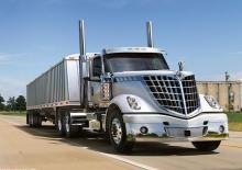 Trattori stradali International LoneStar 132 Low Roof Sleeper Cummins X15