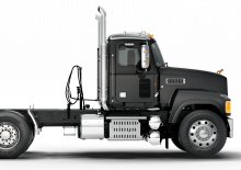 Trattori stradali Mack Pinnacle 70