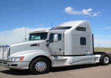 Trattori stradali Kenworth T610 760mm Mid roof MX 15 6x4