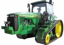 Trattrice agricola cingolati John Deere 8210 T