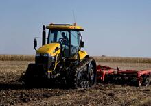 Trattrice agricola cingolati Challenger MT745 C