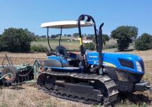 Trattrice agricola cingolati New Holland TK4060