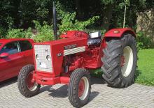Trattrici agricole - trazione a 4 ruote International Harvester 523