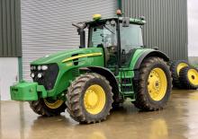 Trattrici agricole - trazione a 4 ruote John Deere 7830