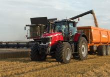 Trattrici agricole - trazione a 4 ruote Massey Ferguson 8737	
