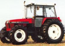 Trattrici agricole - trazione a 4 ruote UTB Universal U 453 DT