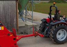Trattori con trazione 2D Massey Ferguson MF 3640 A