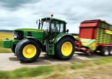 Trattrici agricole - trazione a 4 ruote John Deere 6330
