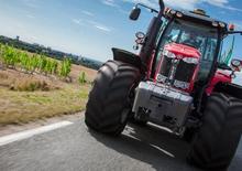 Trattrici agricole - trazione a 4 ruote Massey Ferguson MF 7615 Dyna 4