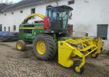 Trinciapaglia - trazione a 2 ruote John Deere 6750