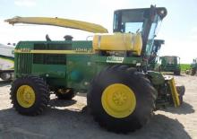 Trinciapaglia - trazione a 2 ruote John Deere 6850