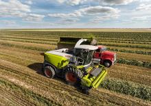 Trinciapaglia - trazione a 4 ruote Claas Jaguar 870