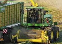 Trinciapaglia - trazione a 2 ruote John Deere 7450