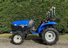 Veicoli comunali multiuso diesel New Holland TC 24 D