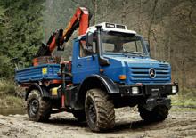 Veicoli comunali multiuso diesel Unimog U 5000