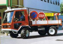 Veicoli comunali multiuso diesel Lindner Unitrac 75 L