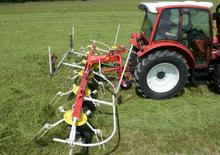 Voltafieni rotativi Pöttinger AlpinHit 6.6