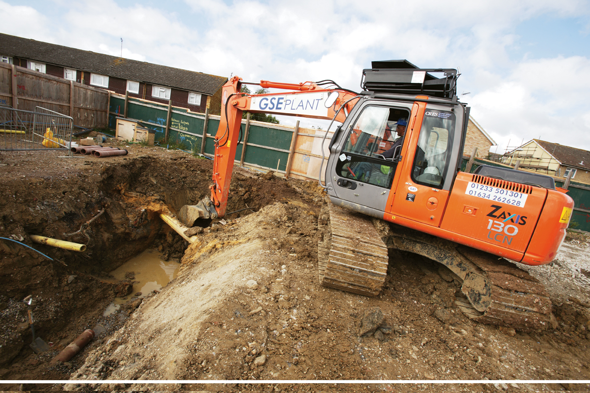 ZX130-7 hitachi l'infaticabile  simba da cantiere Escavatori-cingolati-zx-130-lcn-hitachi