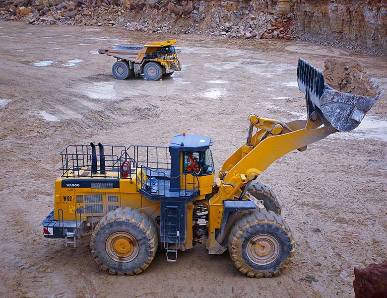 KOMATSU WA900-3 Pala Gommata Pale-gommate-wa900-3--komatsu